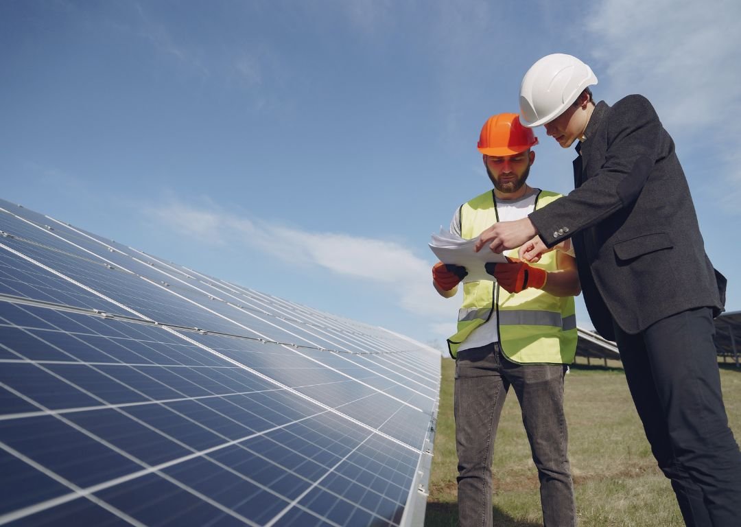 Recrutement CONNECTAT conducteur de travaux pour coordination de projets d’installation de panneaux solaires